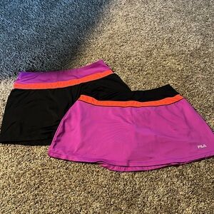 2 FILA SKORTS